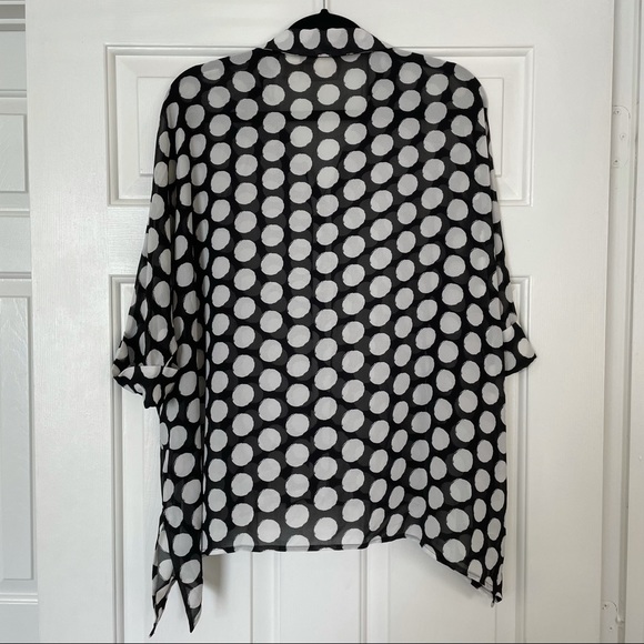 Chico’s Dotted Blouse - Picture 4 of 5
